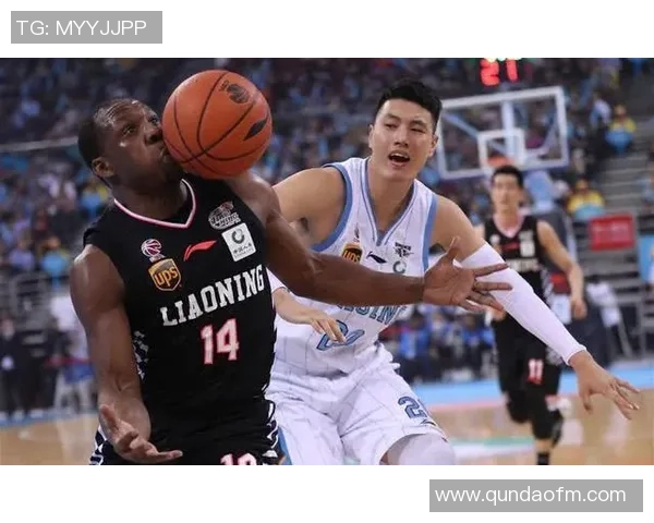 巴竞技与圣保罗激战正酣谁能在这场对决中笑到最后